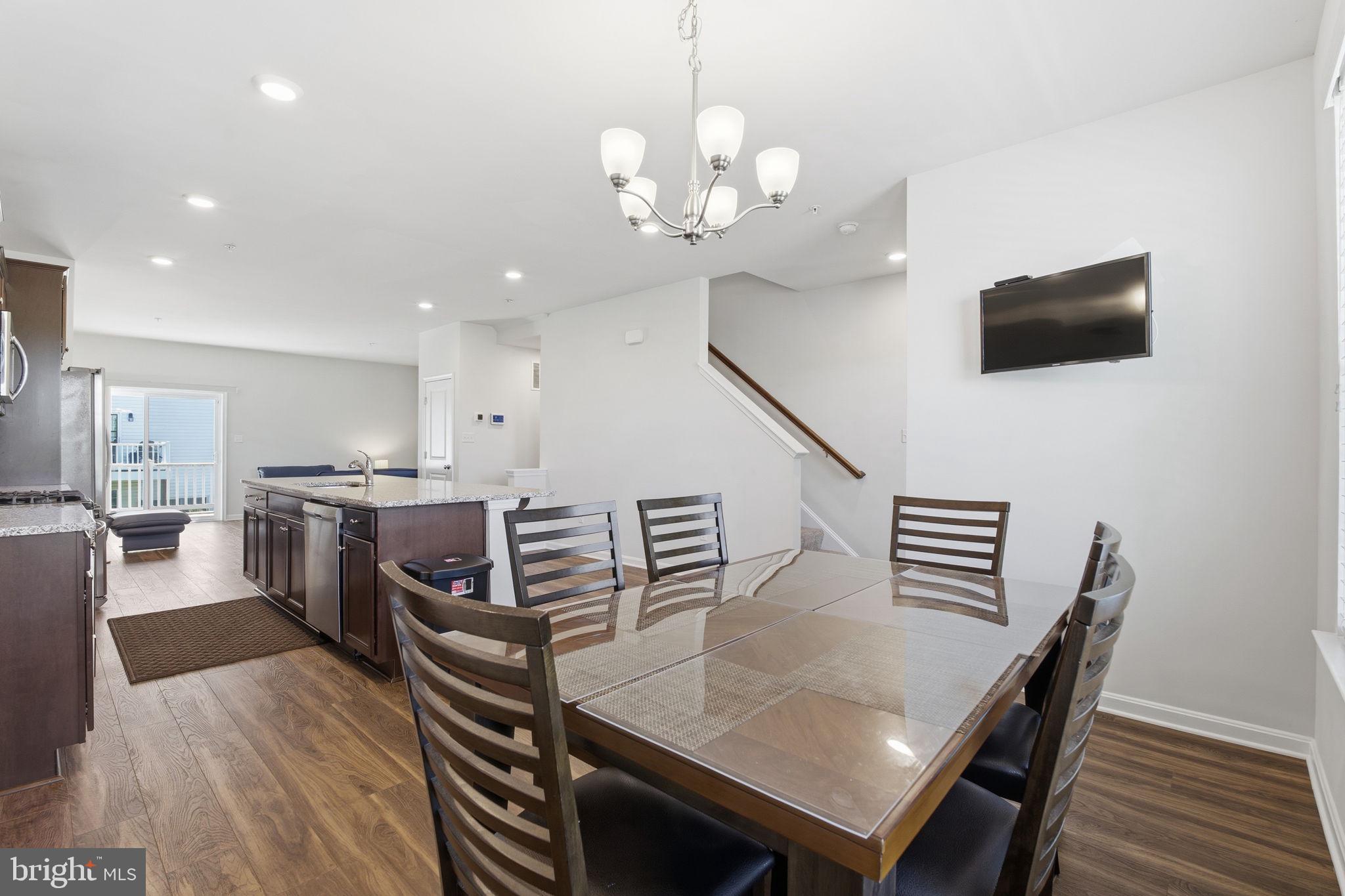 2213 WELBY COURT