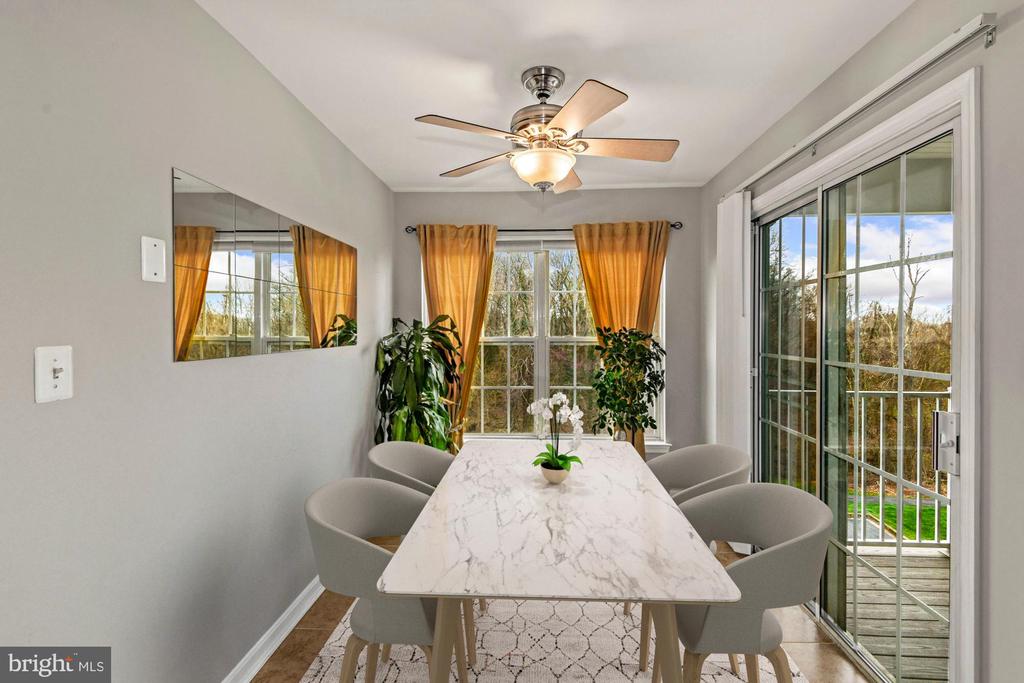 2015 GOV THOMAS BLADEN WAY 301
