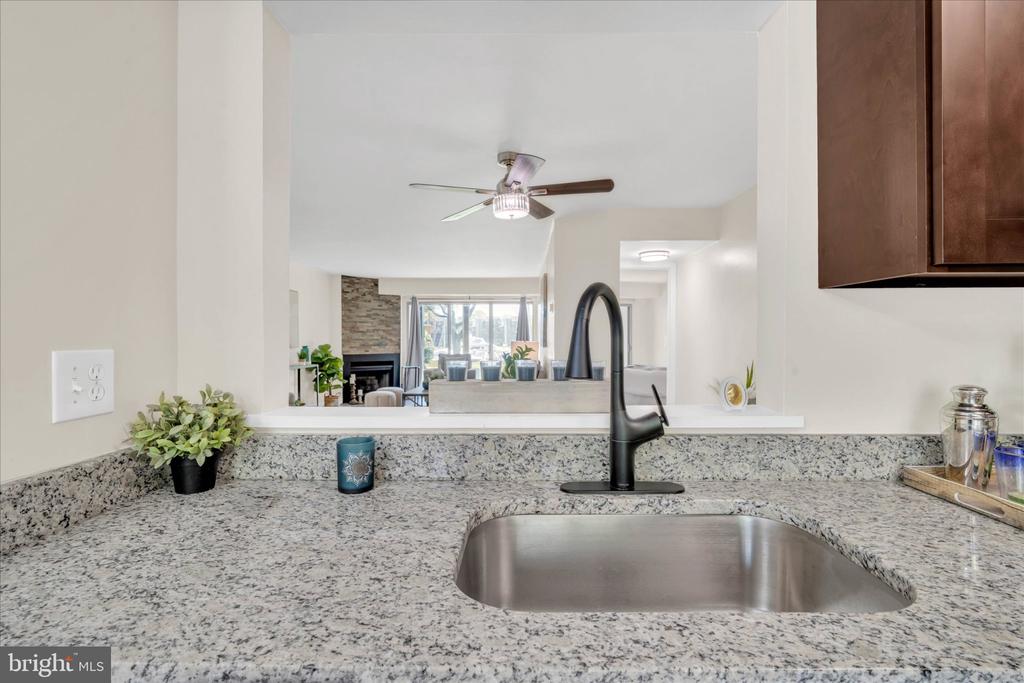 7036 HARBOUR VILLAGE COURT T1