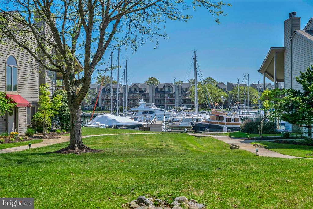 7036 HARBOUR VILLAGE COURT T1