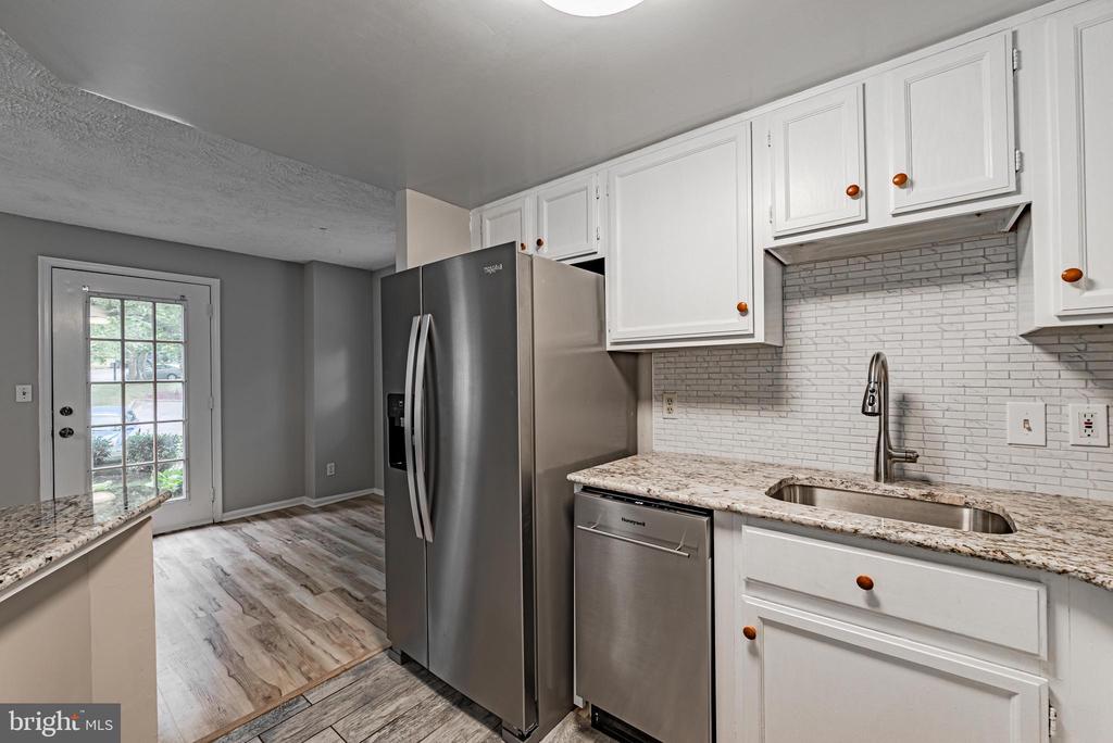 602 NEWBRIDGE COURT 602