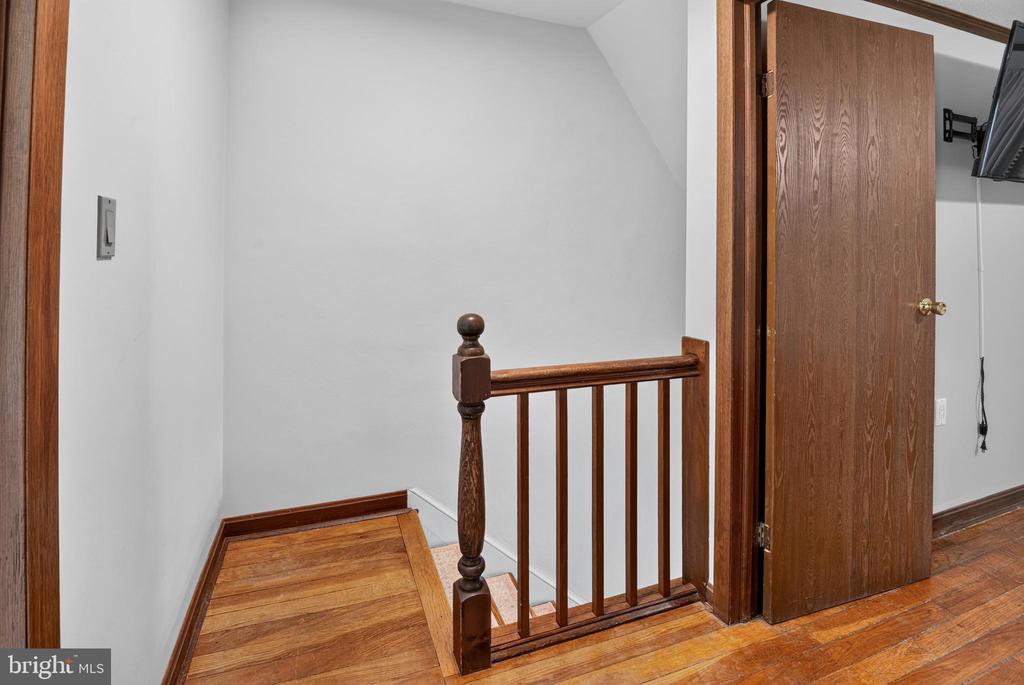 5216 PATRICK HENRY
