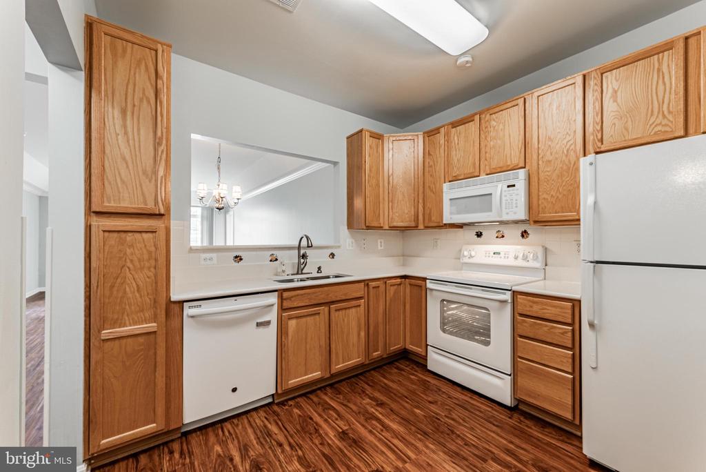 8605 WANDERING FOX TRAIL Unit: 105