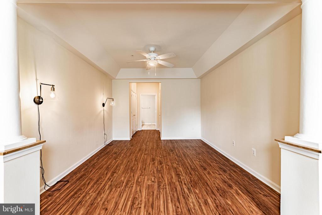 8605 WANDERING FOX TRAIL Unit: 105