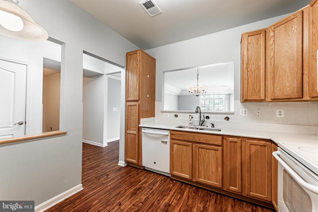 8605 WANDERING FOX TRAIL Unit: 105