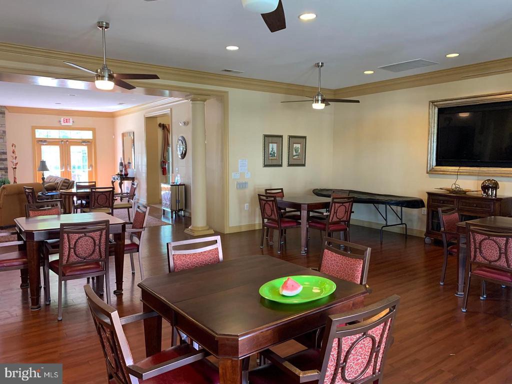 8605 WANDERING FOX TRAIL Unit: 105