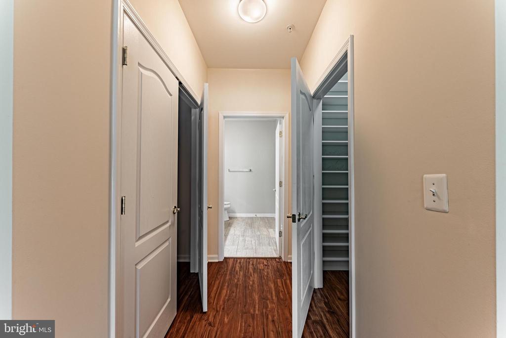 8605 WANDERING FOX TRAIL Unit: 105
