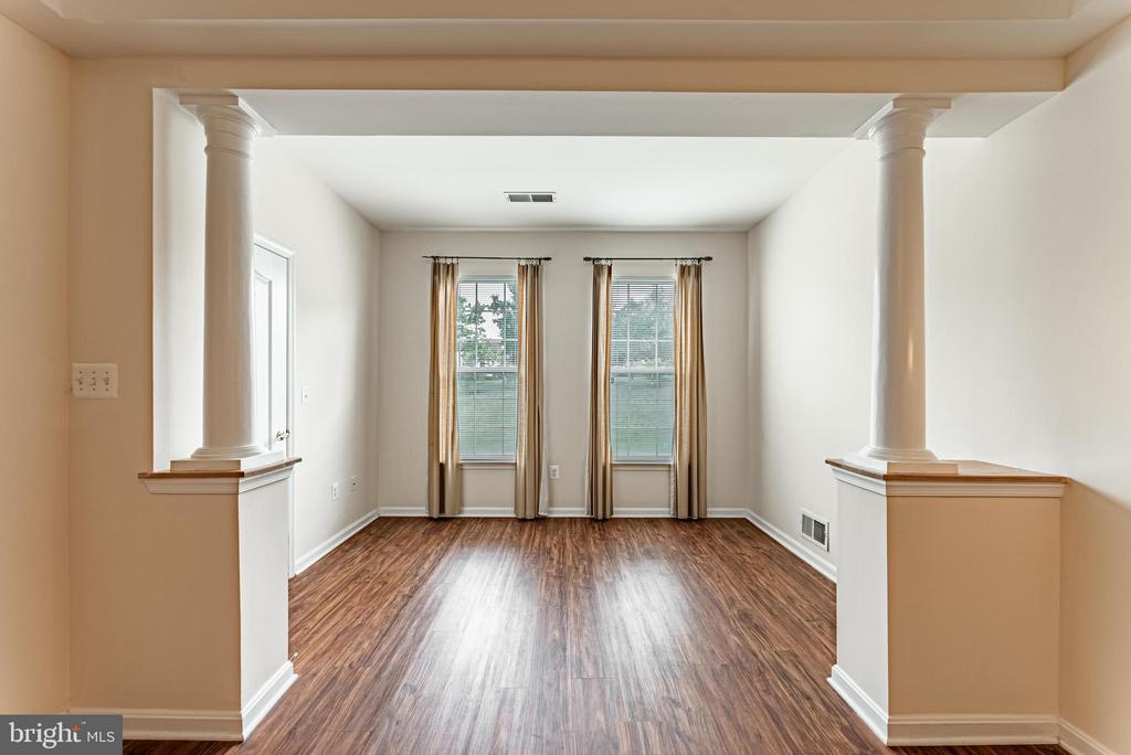 8605 WANDERING FOX TRAIL Unit: 105