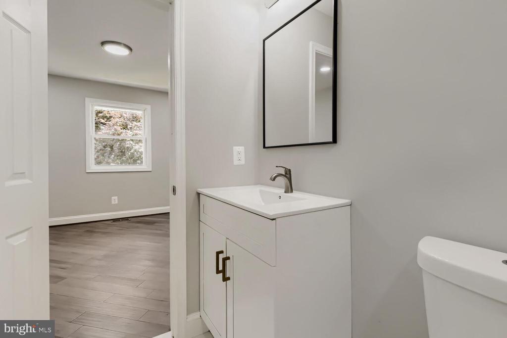 105 ROSECREST DRIVE