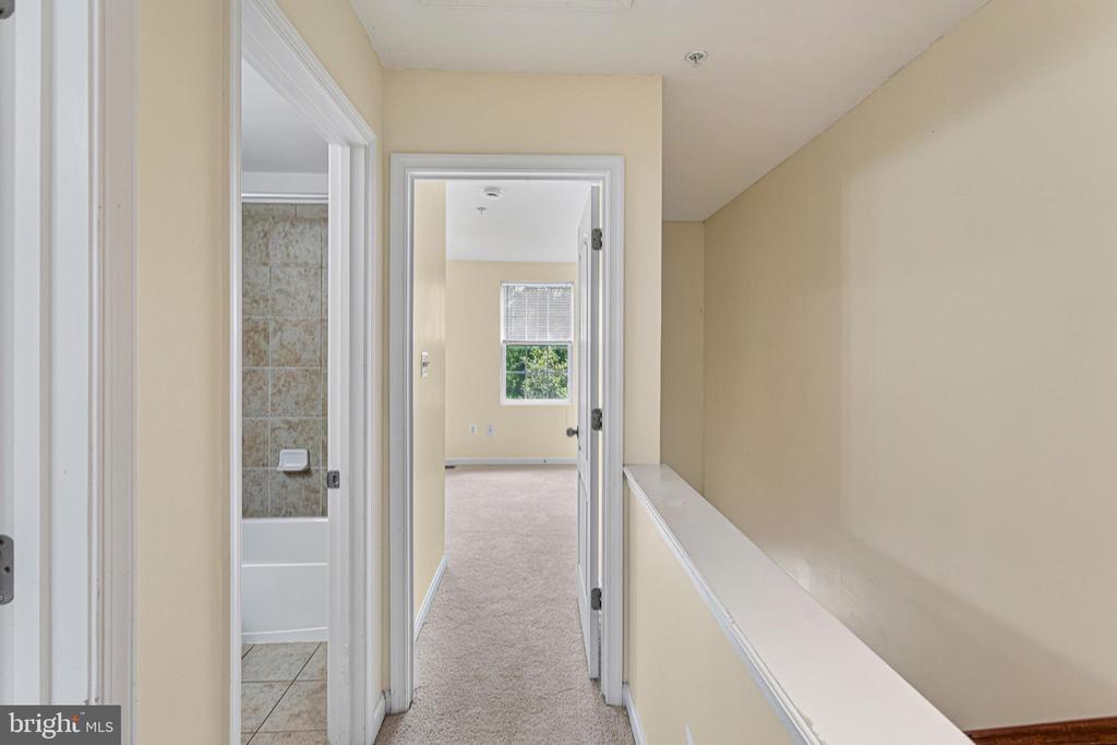 608 WARBLERS PERCH WAY