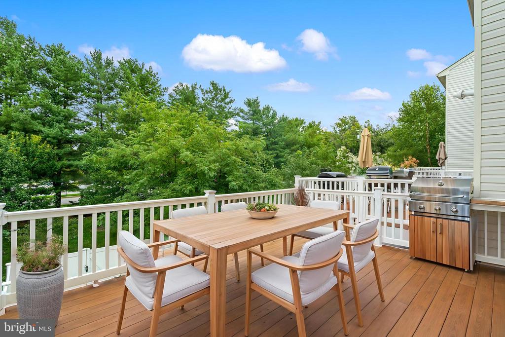 608 WARBLERS PERCH WAY