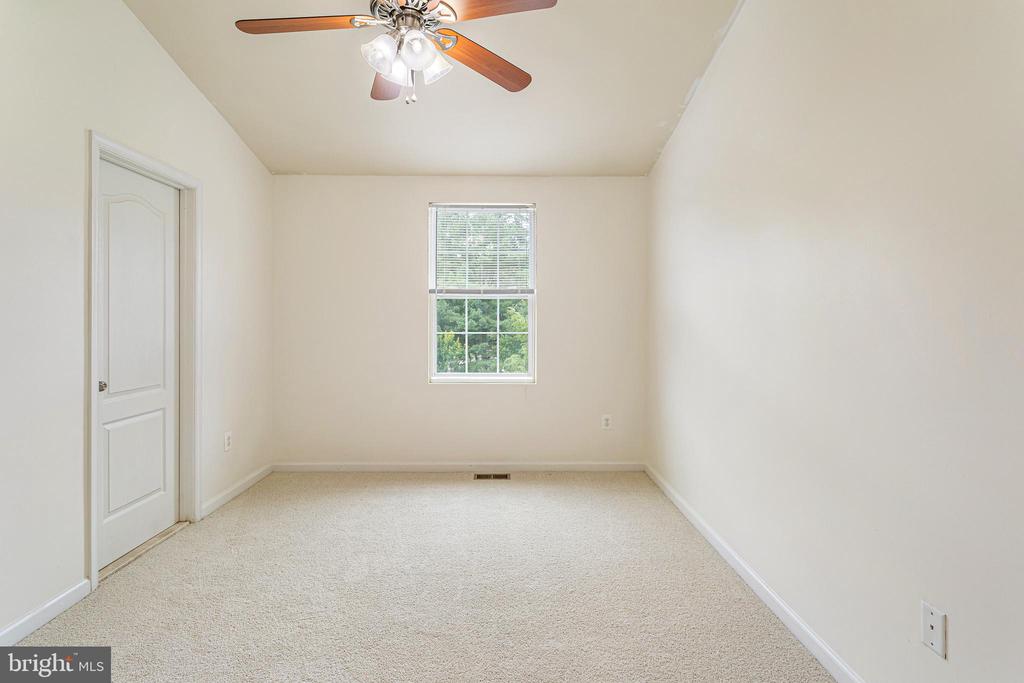 608 WARBLERS PERCH WAY