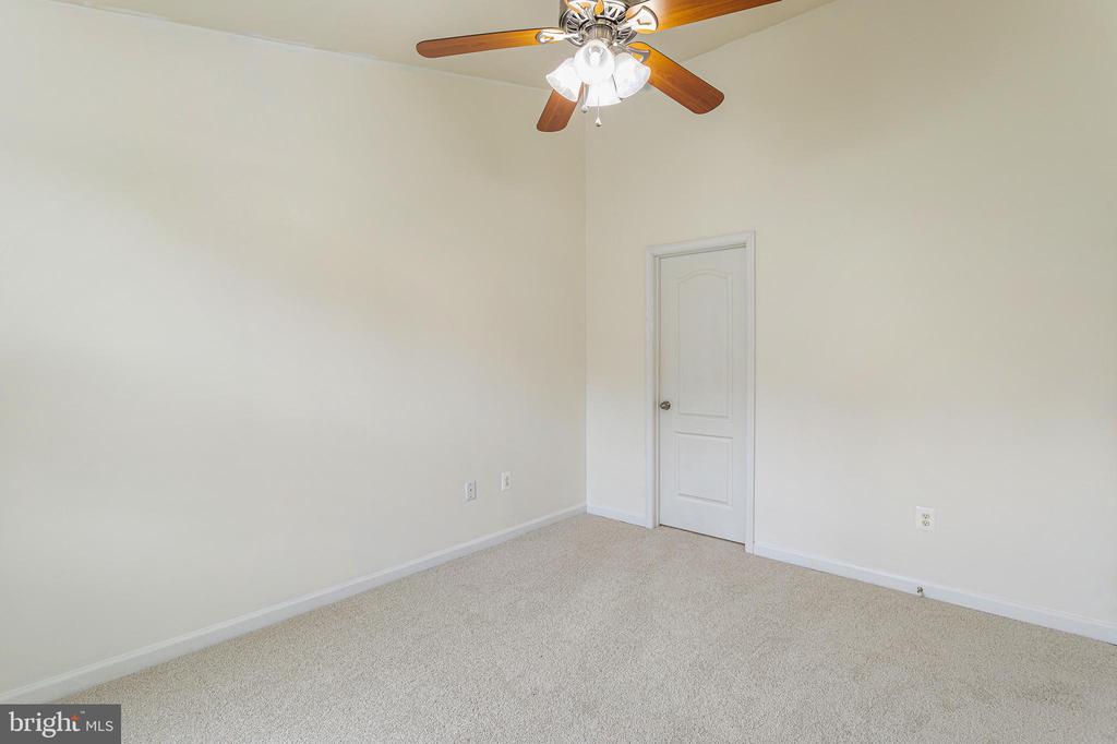 608 WARBLERS PERCH WAY