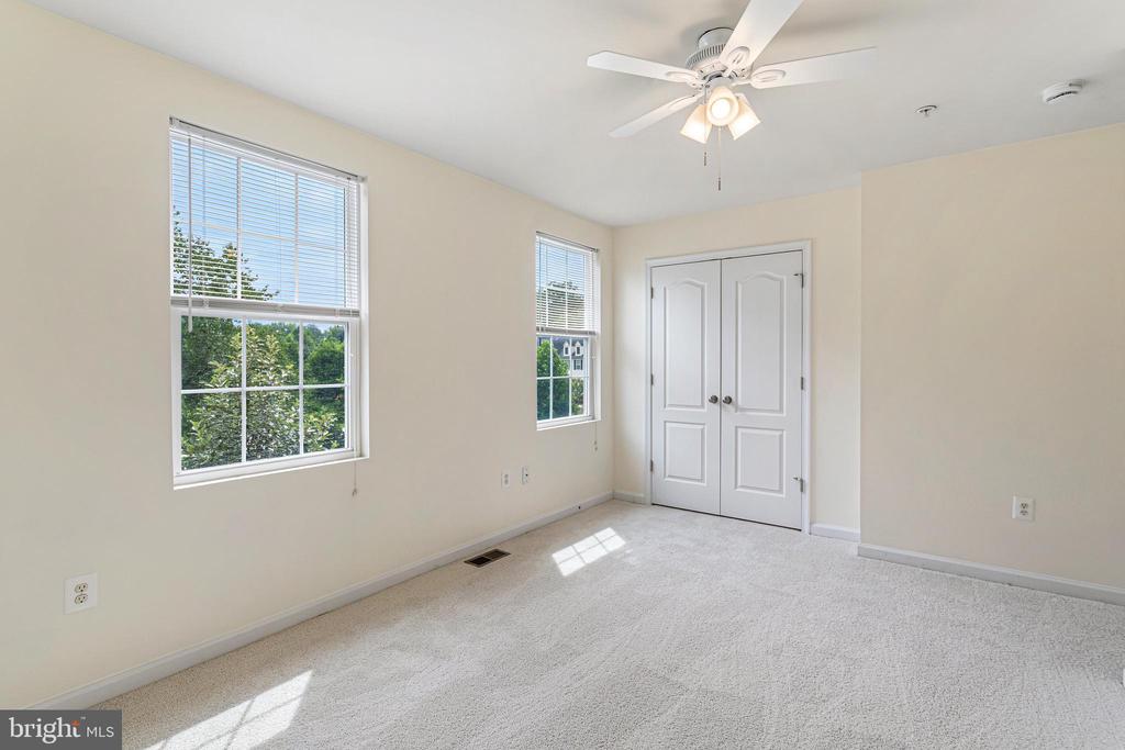 608 WARBLERS PERCH WAY