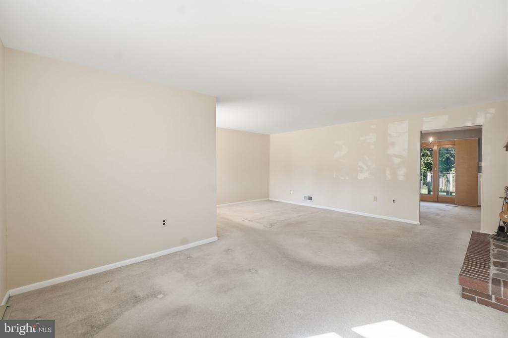 619 BAYLOR ROAD