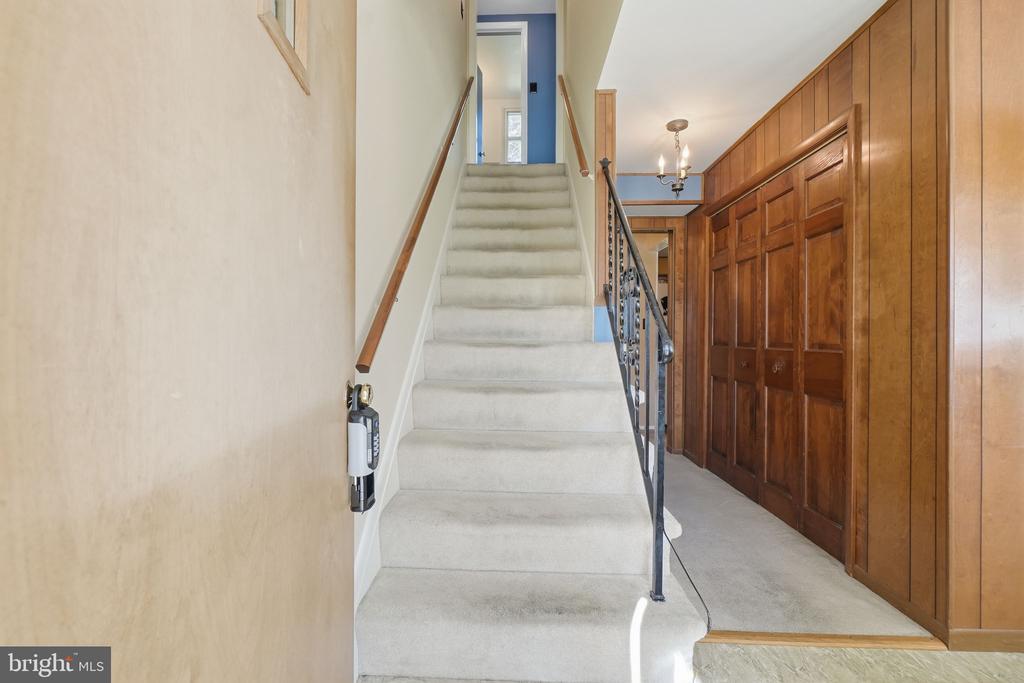 619 BAYLOR ROAD