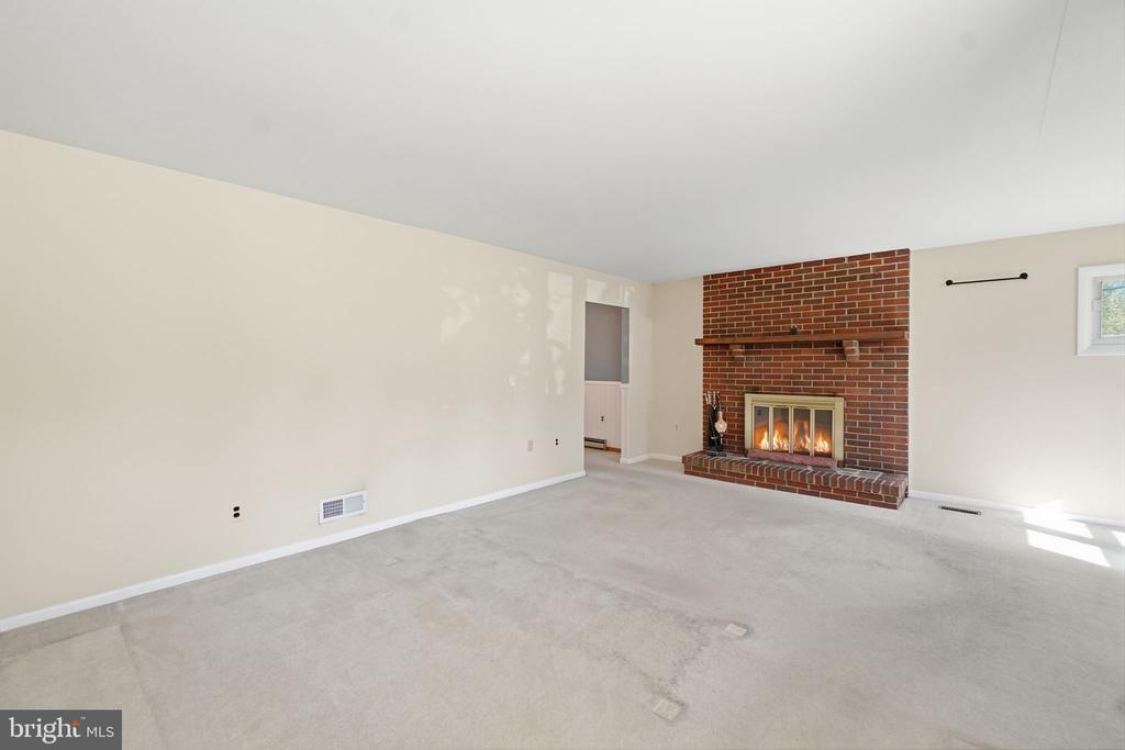 619 BAYLOR ROAD