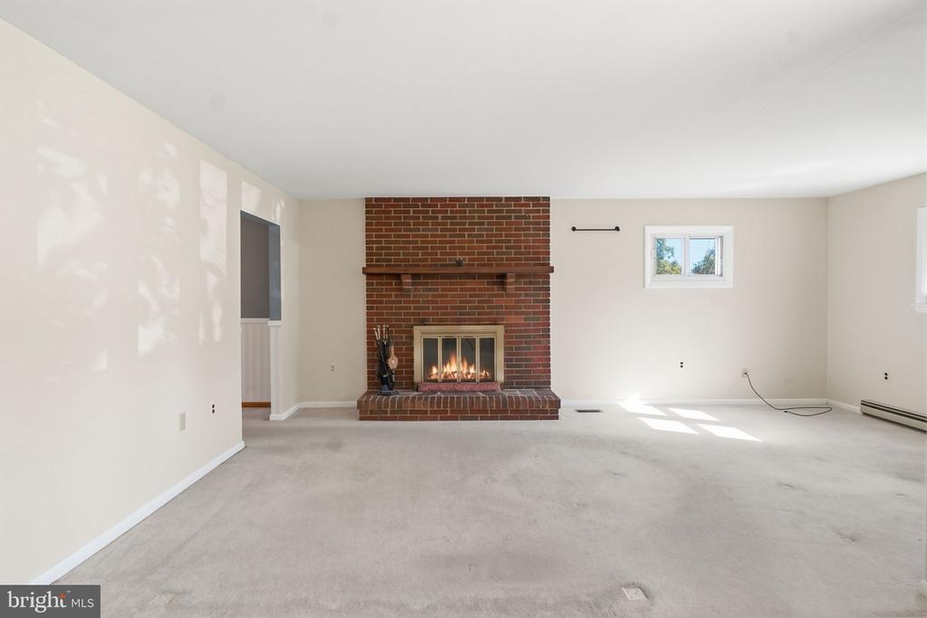 619 BAYLOR ROAD