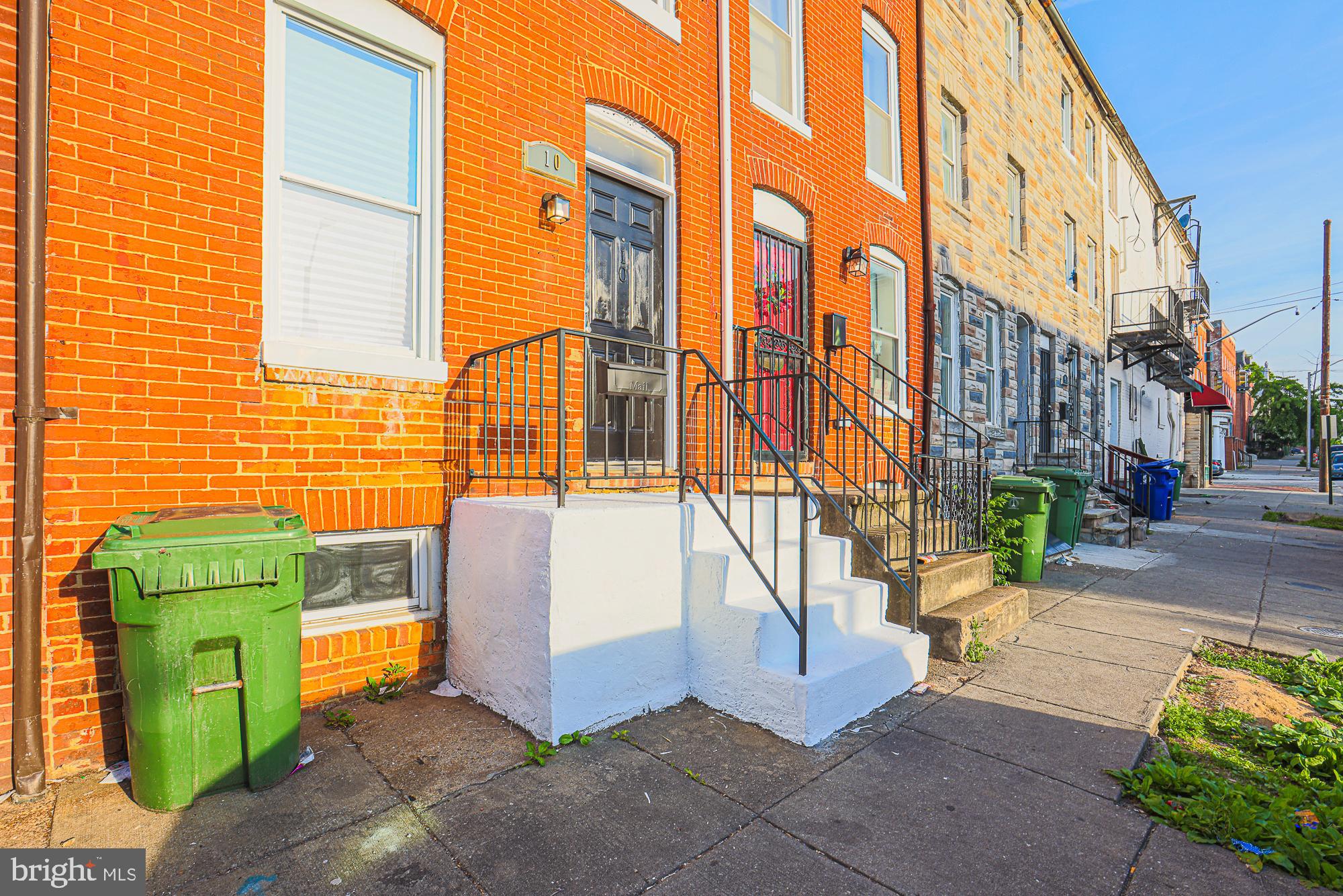 10 S CAREY STREET