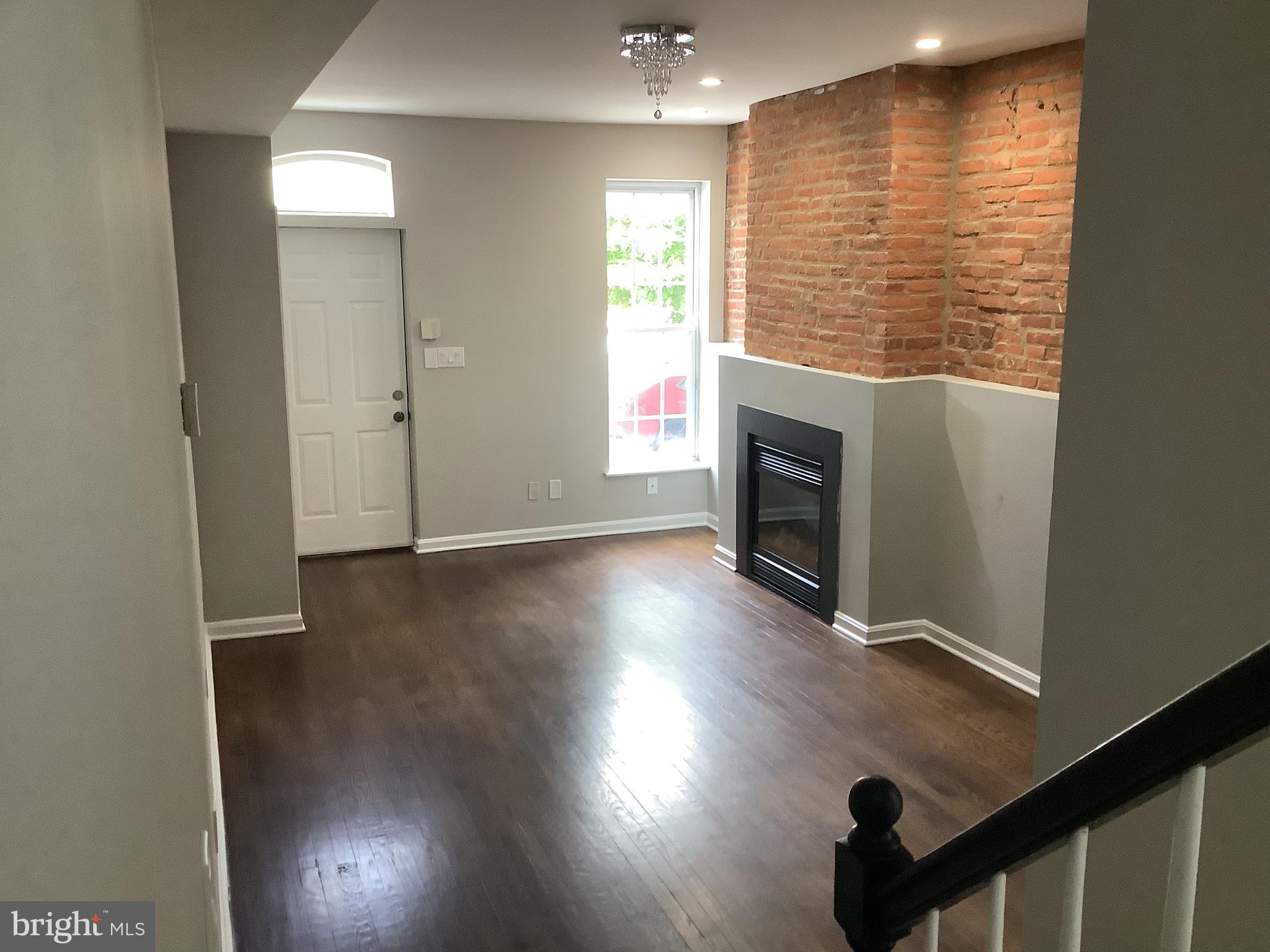 319 S HIGHLAND AVENUE