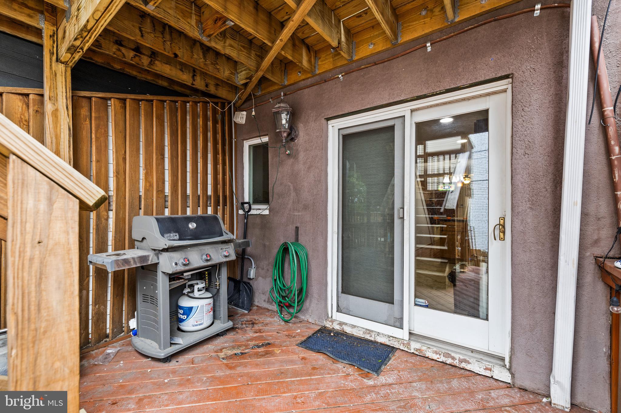 630 E CLEMENT STREET