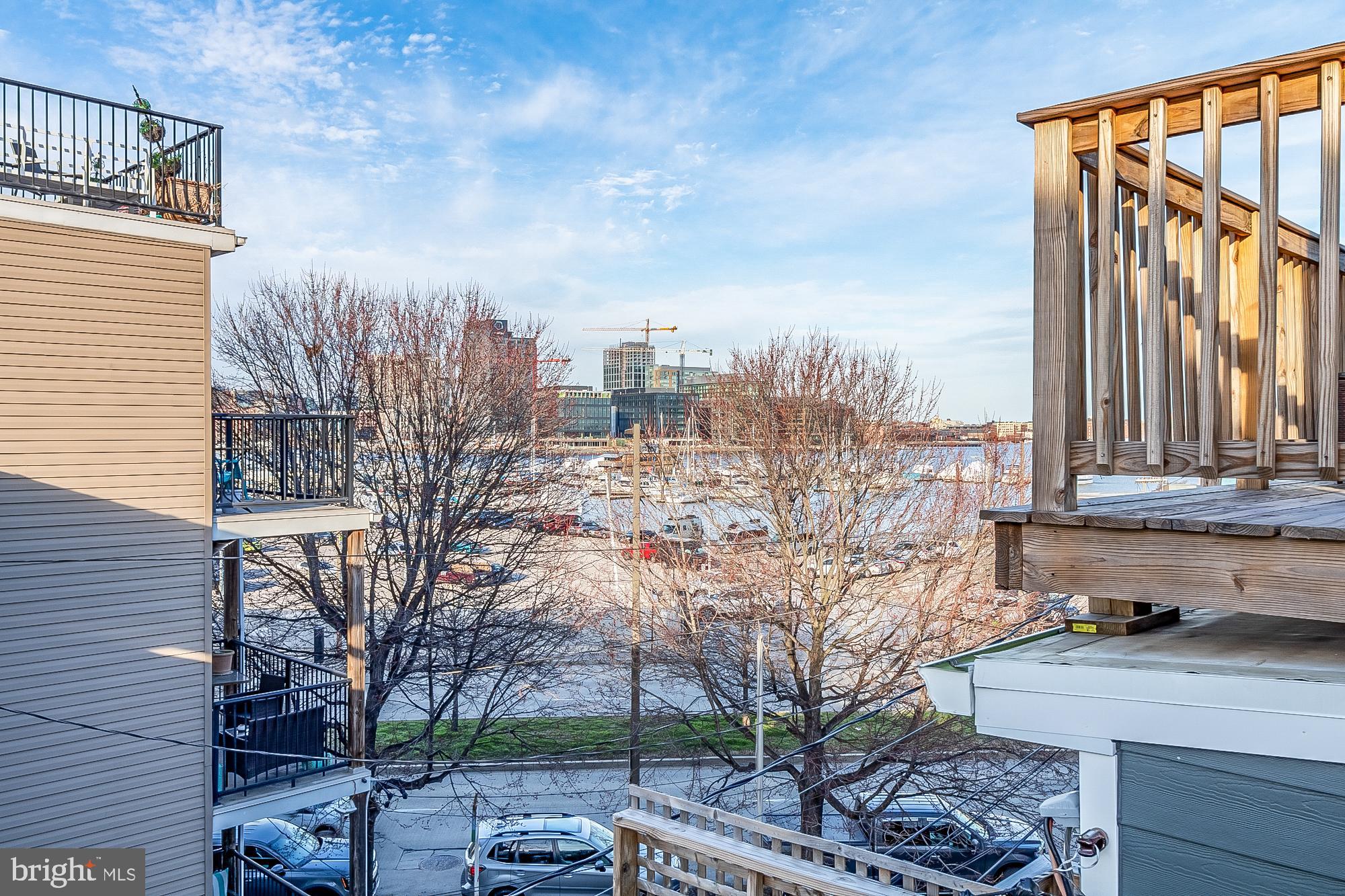 630 E CLEMENT STREET