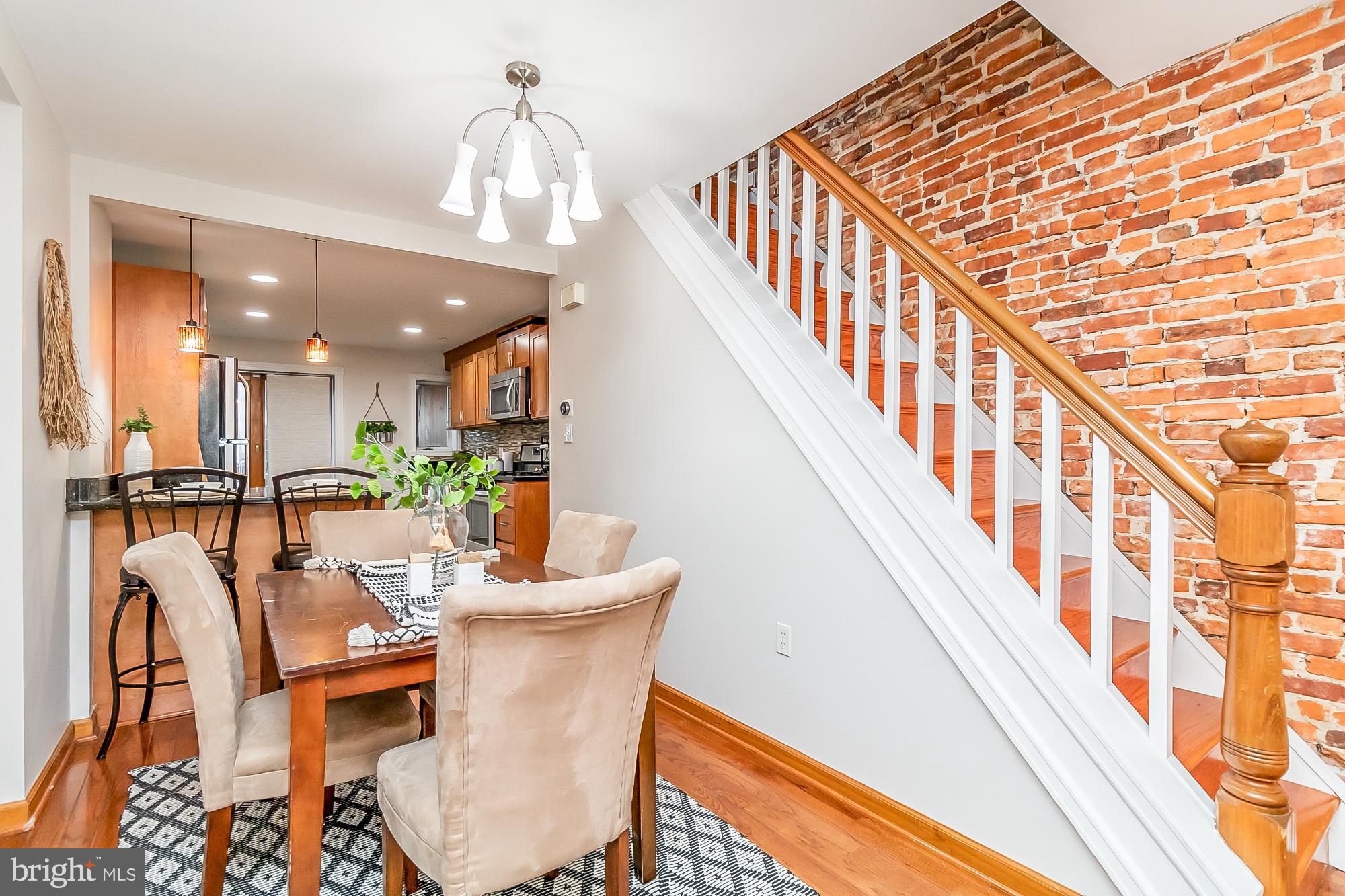 630 E CLEMENT STREET