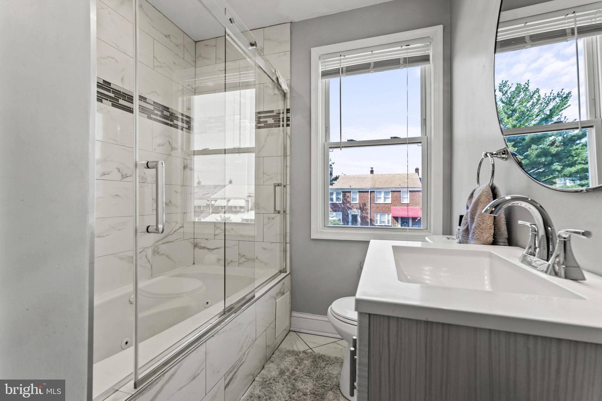 3709 RAVENWOOD AVENUE