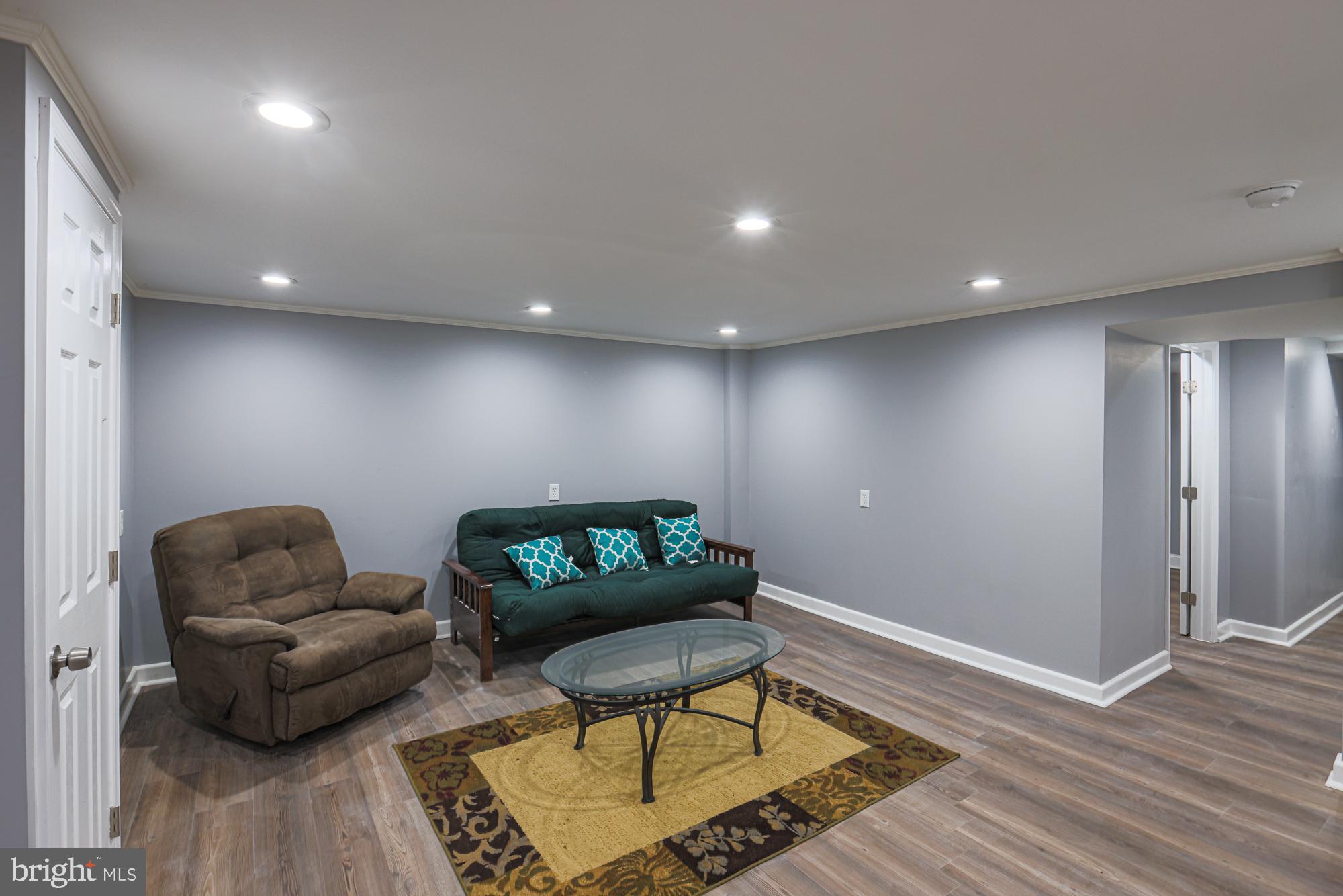 4902 LINDSAY ROAD
