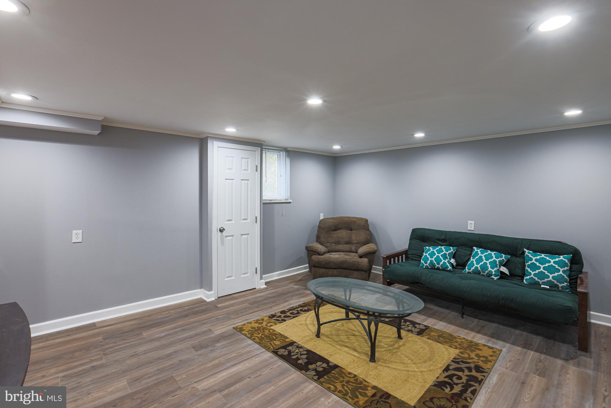 4902 LINDSAY ROAD