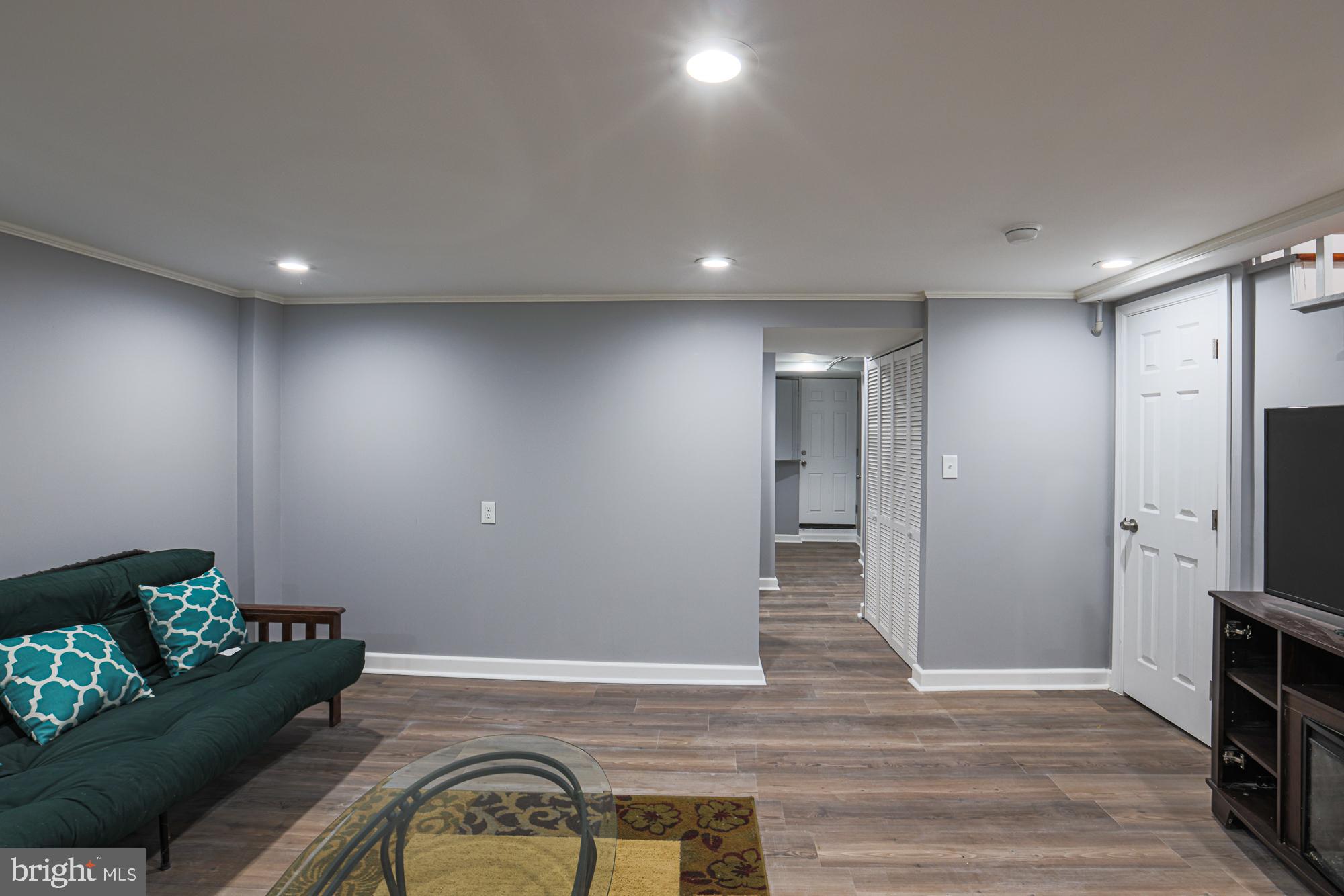 4902 LINDSAY ROAD