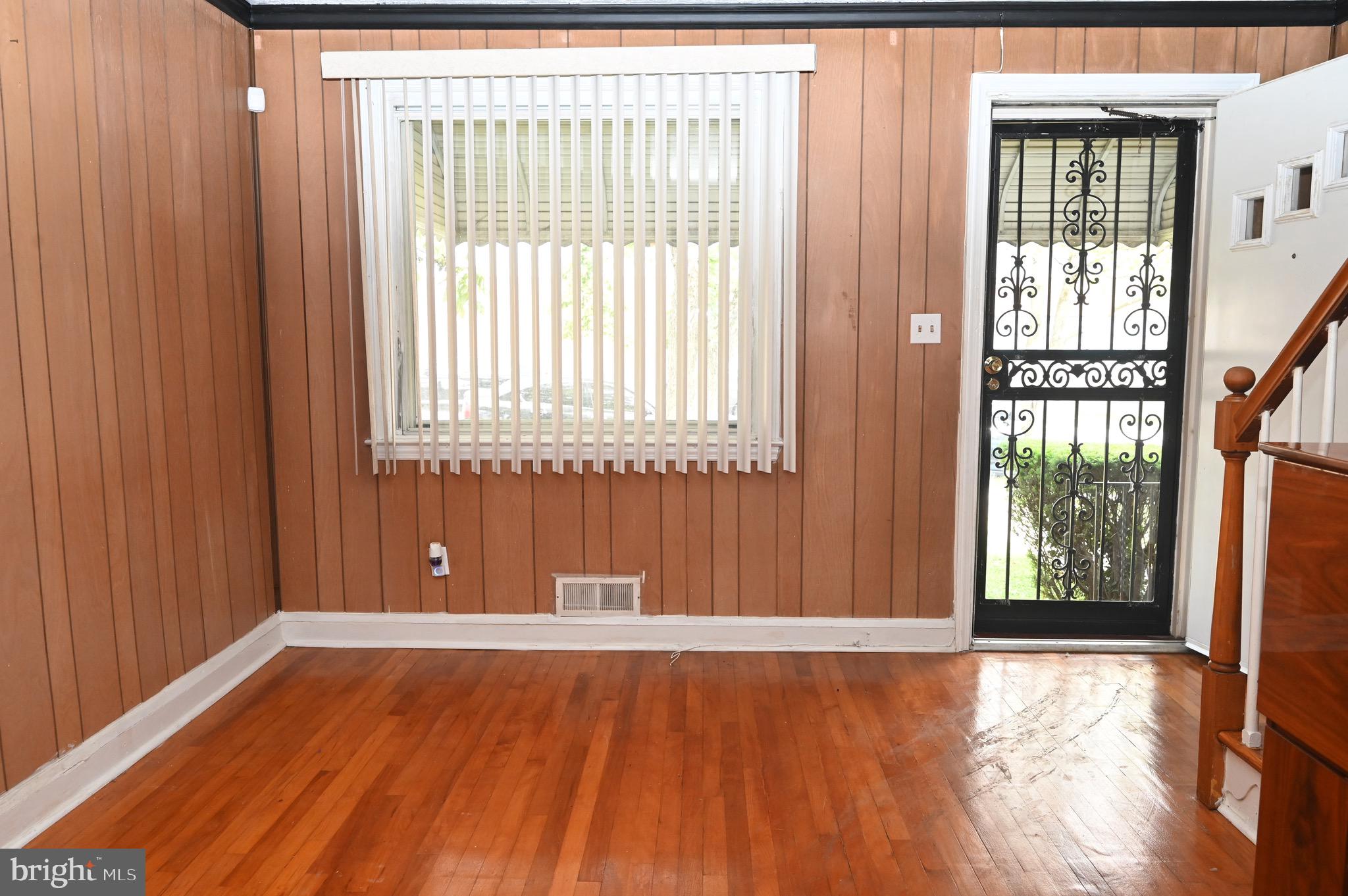 3515 W MULBERRY STREET