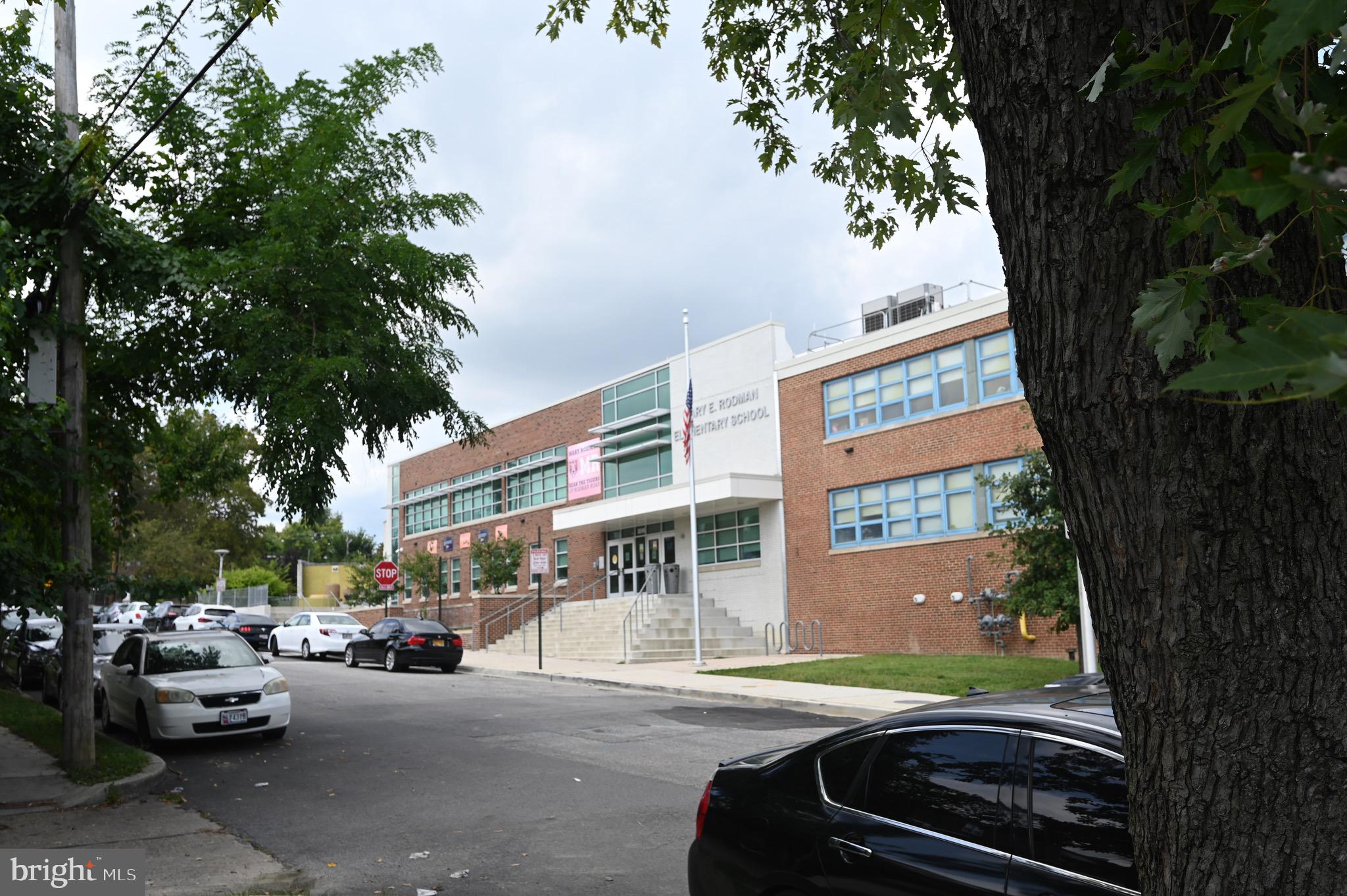 3515 W MULBERRY STREET