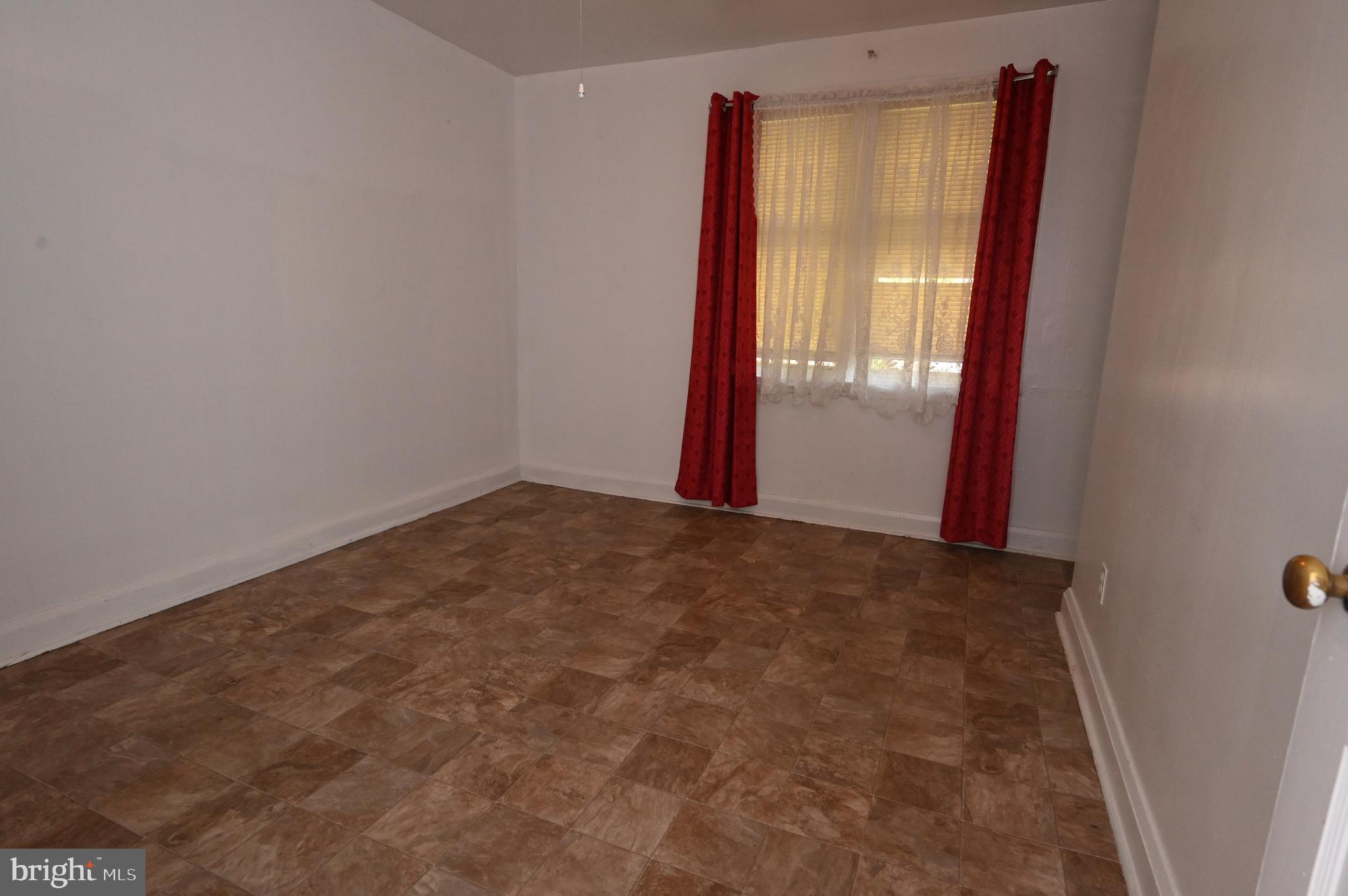 3515 W MULBERRY STREET