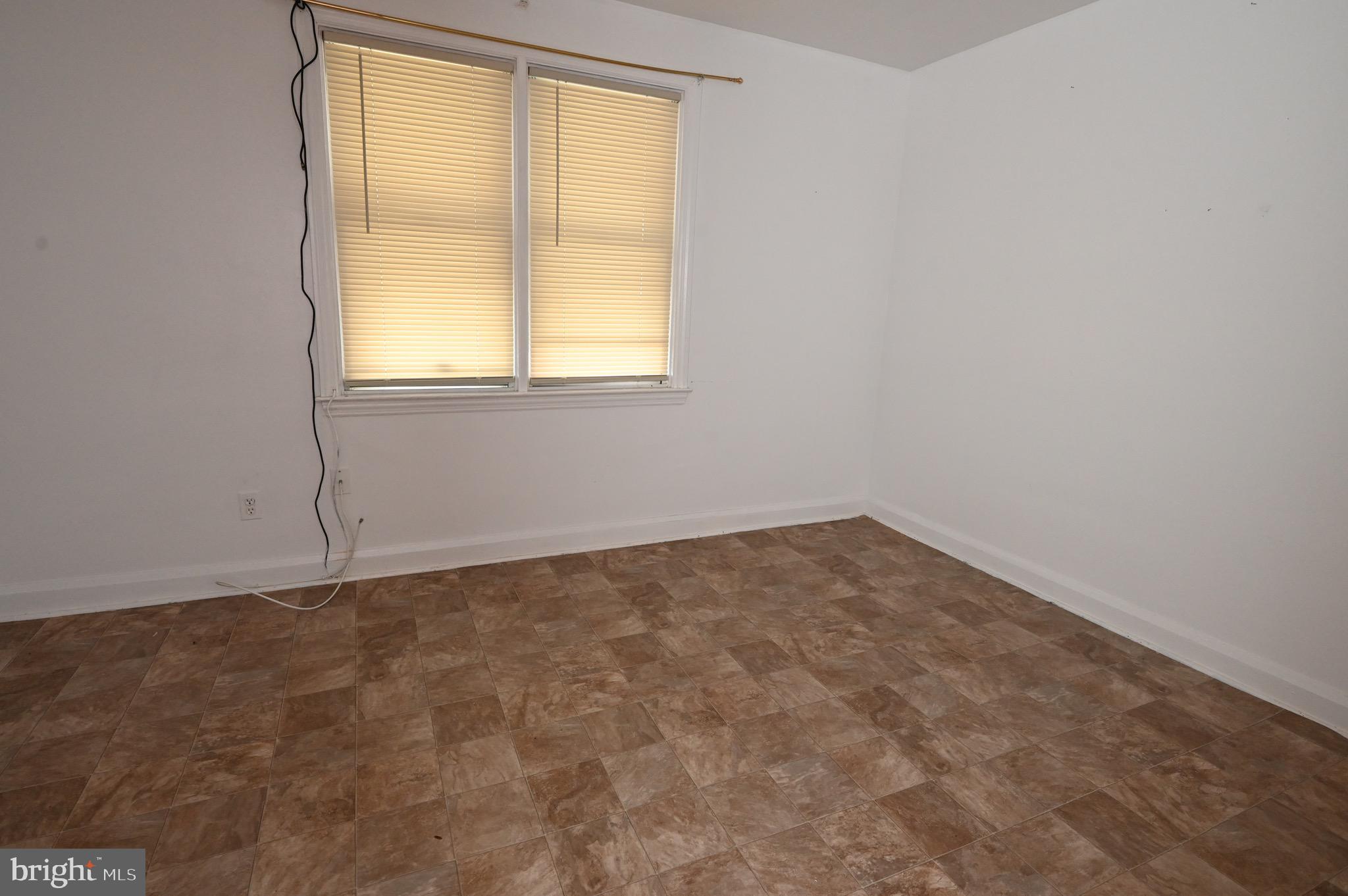 3515 W MULBERRY STREET