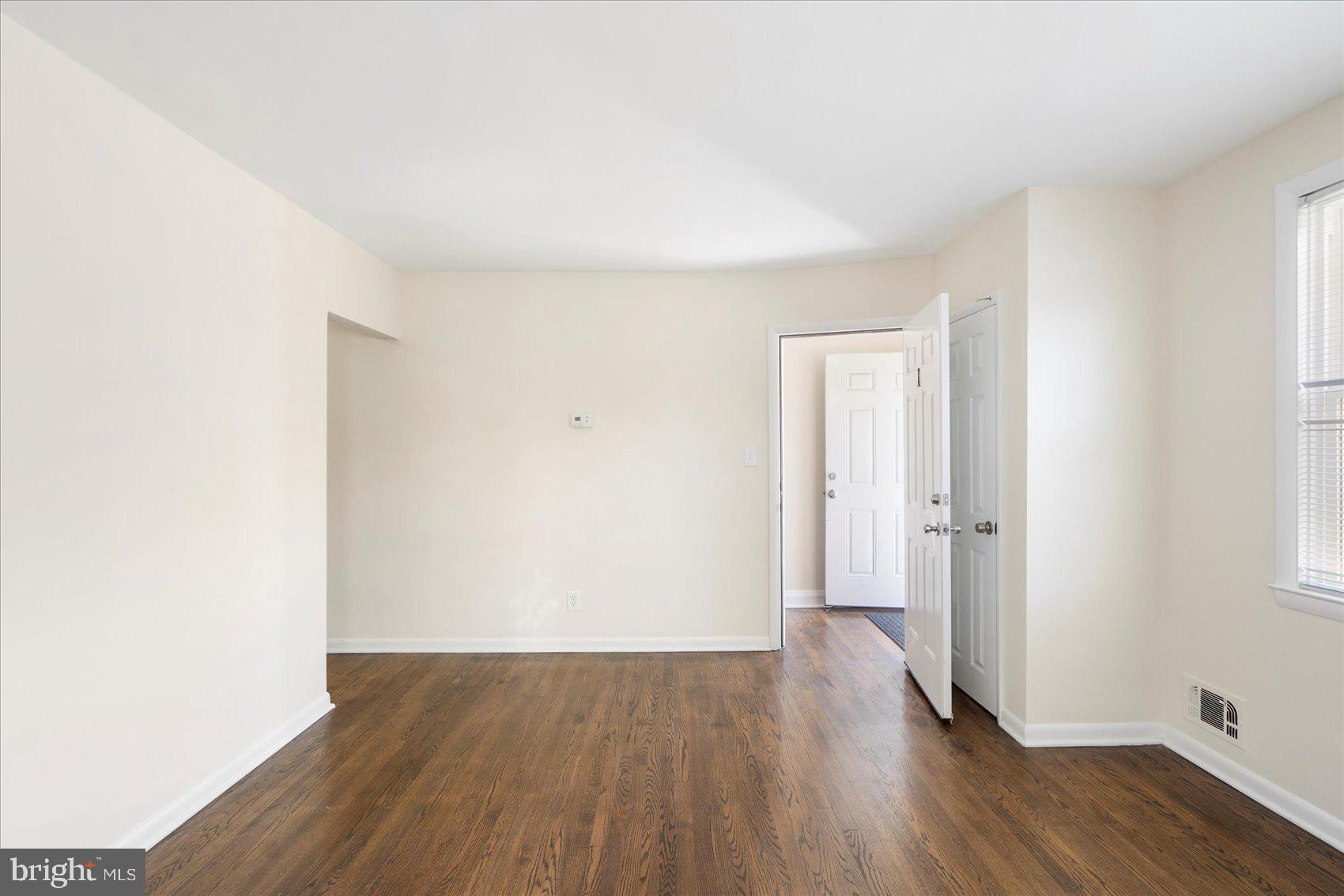 4804 CROSSWOOD AVENUE 1