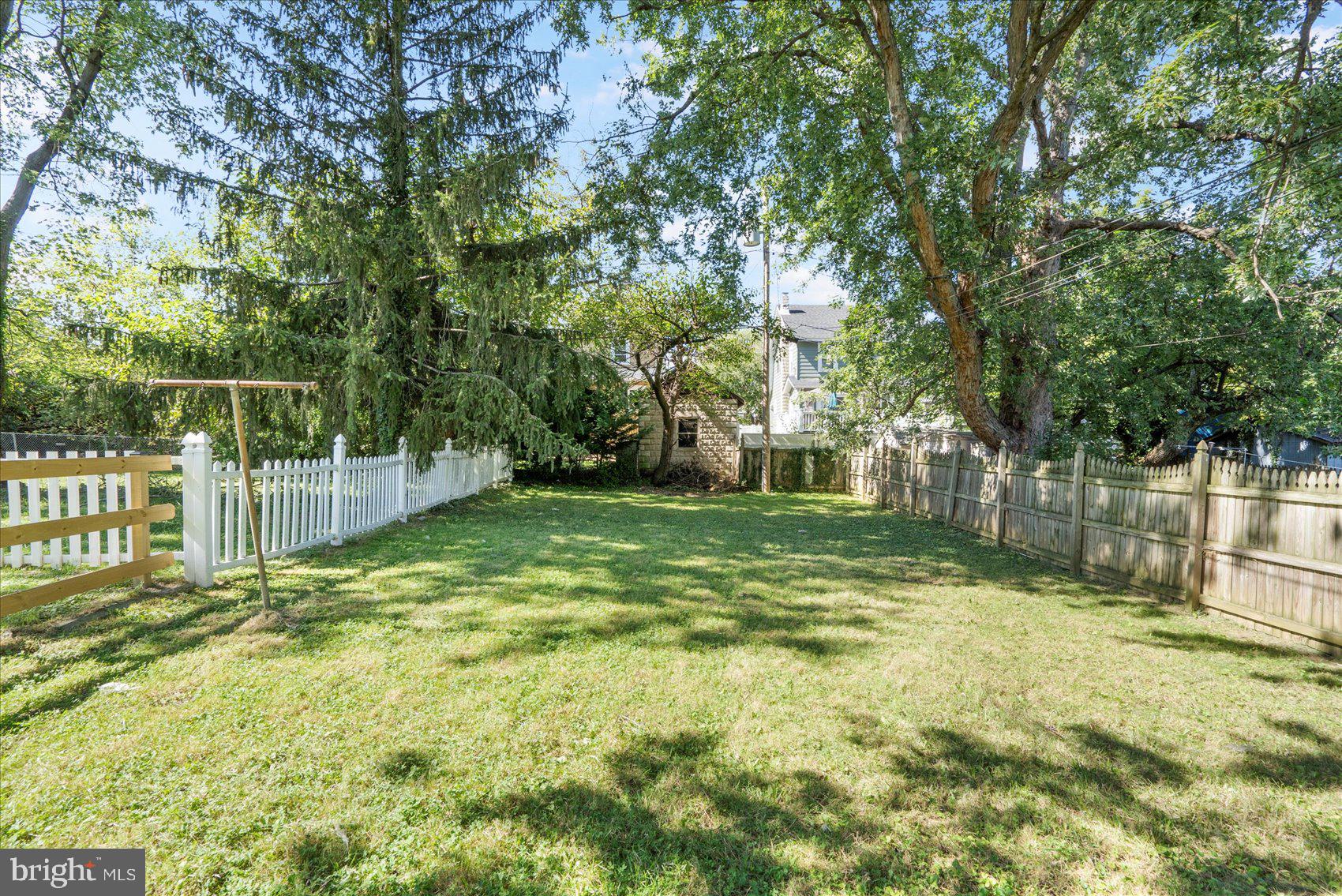 4804 CROSSWOOD AVENUE 1