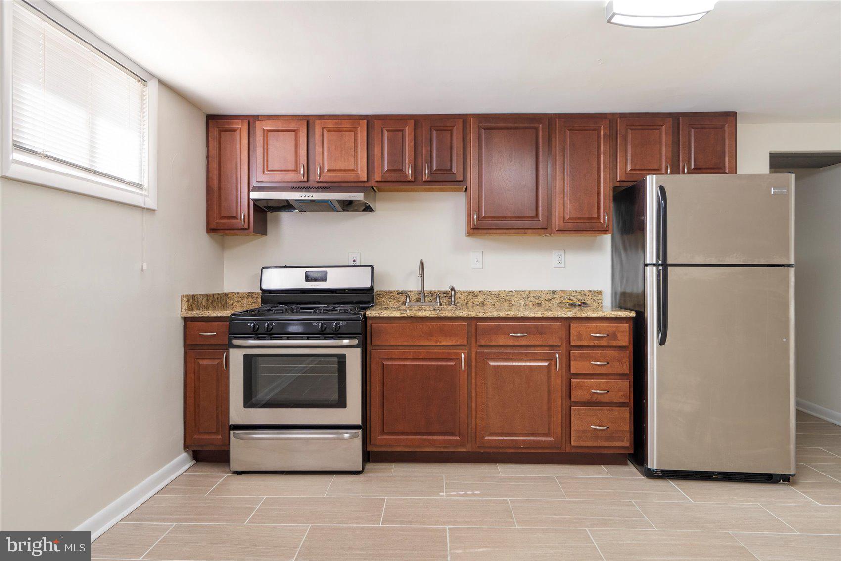 4804 CROSSWOOD AVENUE 1