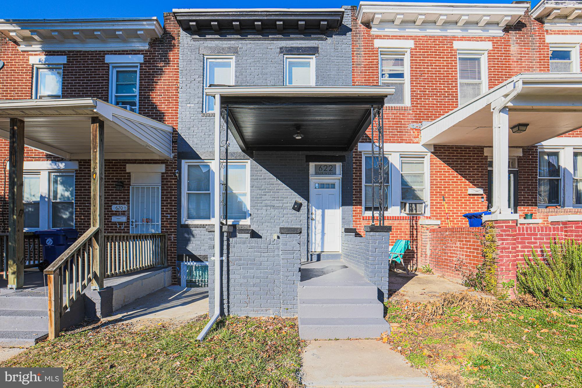 622 PARKWYRTH AVENUE