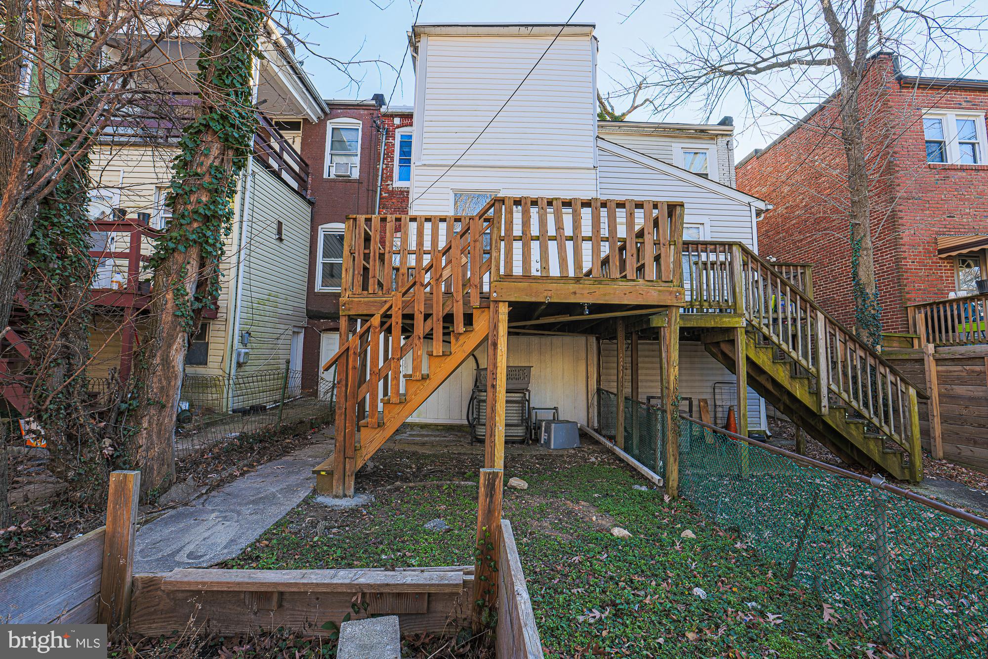 622 PARKWYRTH AVENUE