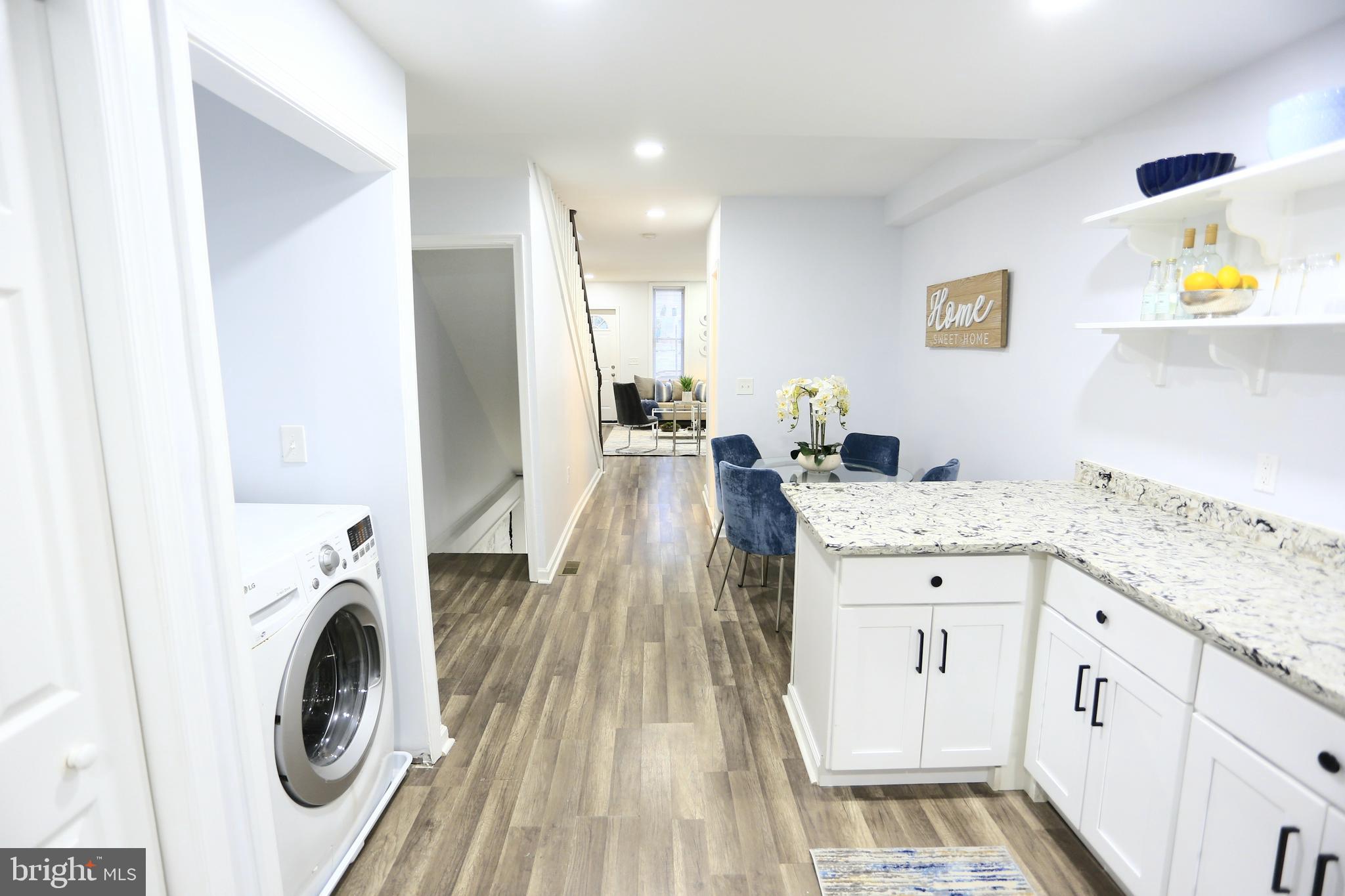 2130 W FAYETTE STREET