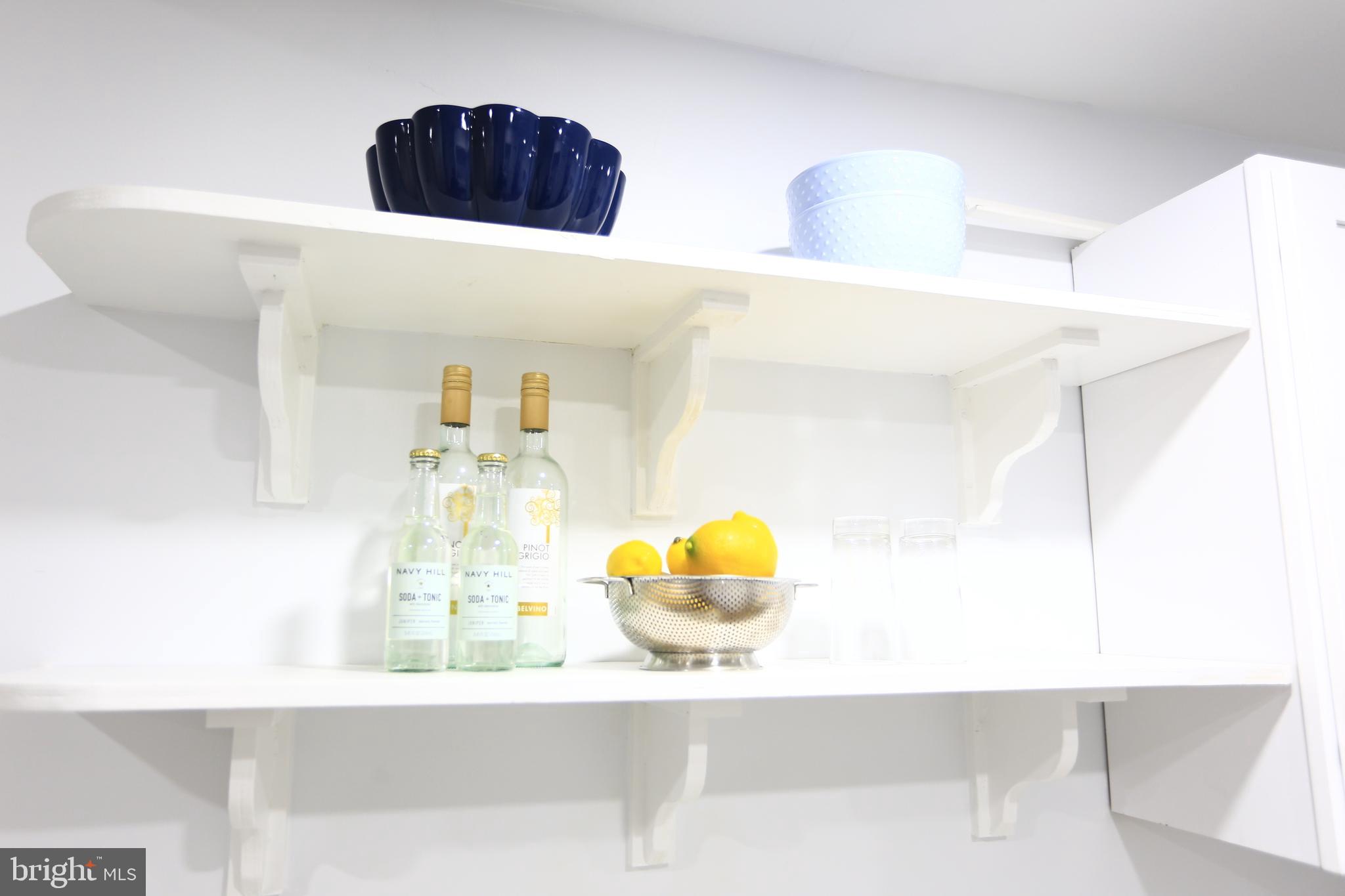 2130 W FAYETTE STREET