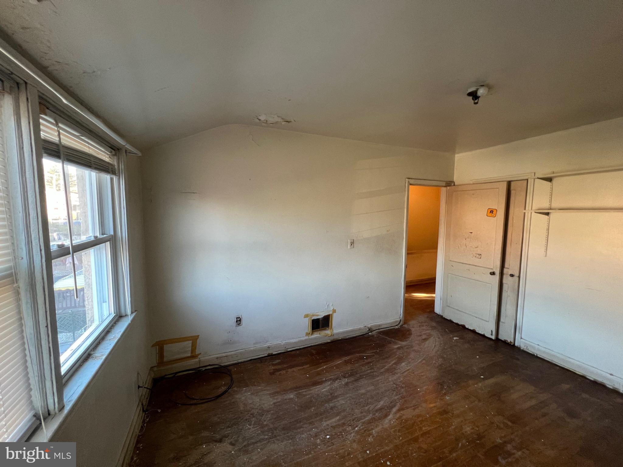 5451 FAIRLAWN AVENUE