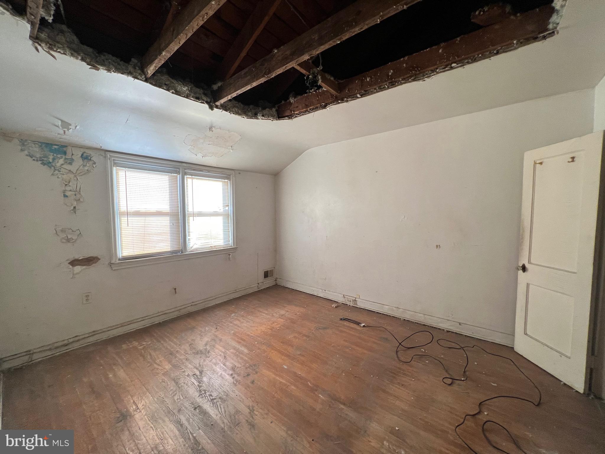 5451 FAIRLAWN AVENUE