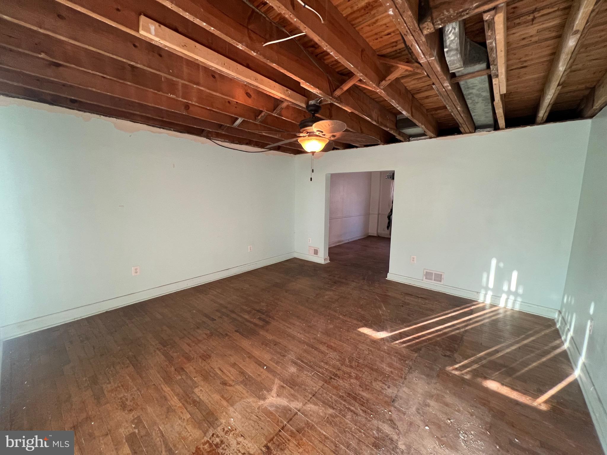 5451 FAIRLAWN AVENUE