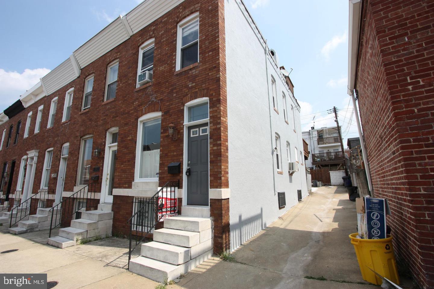 515 S ROBINSON STREET