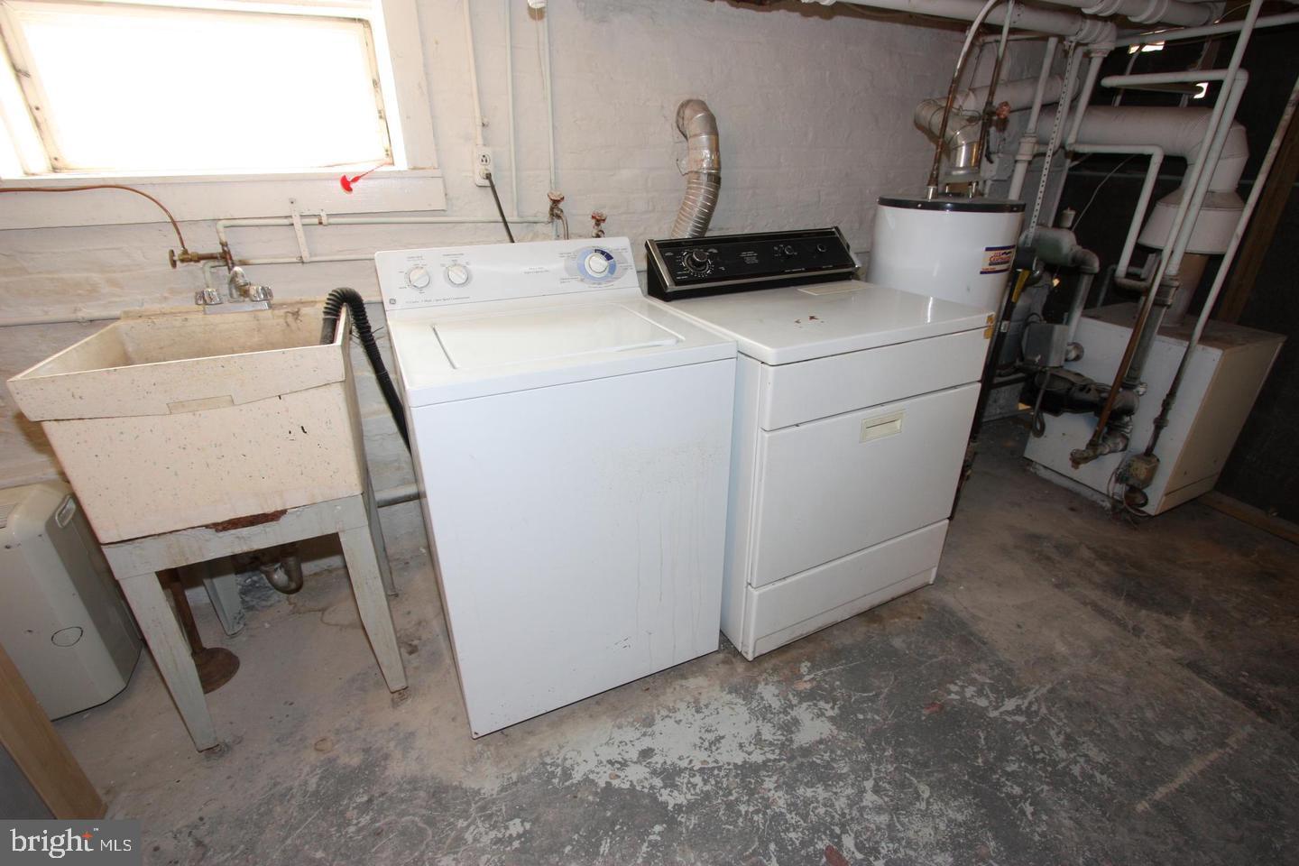 515 S ROBINSON STREET