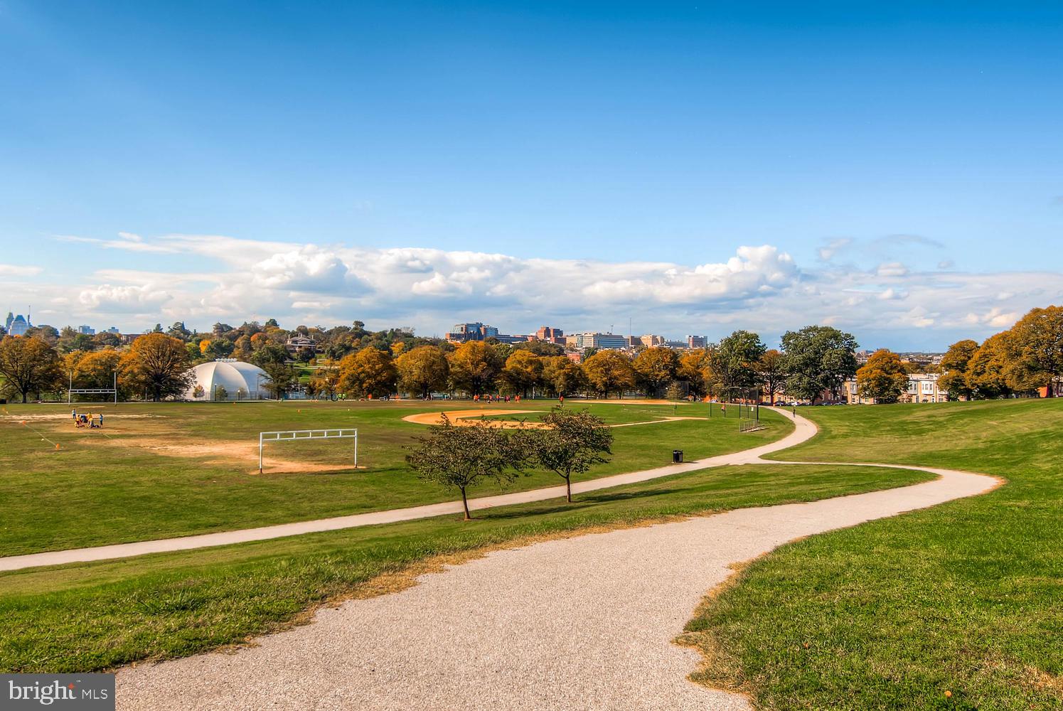 515 S ROBINSON STREET