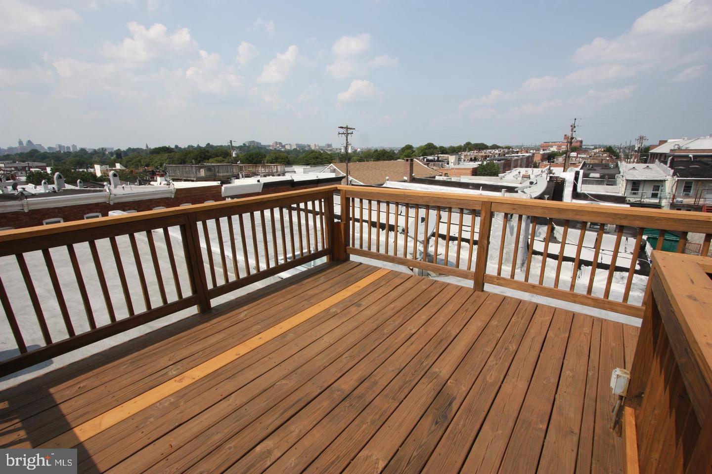 515 S ROBINSON STREET