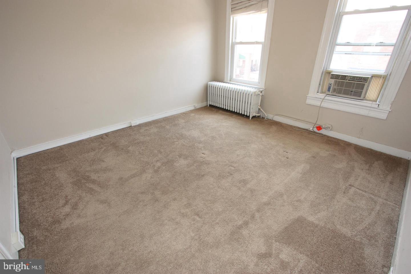 515 S ROBINSON STREET